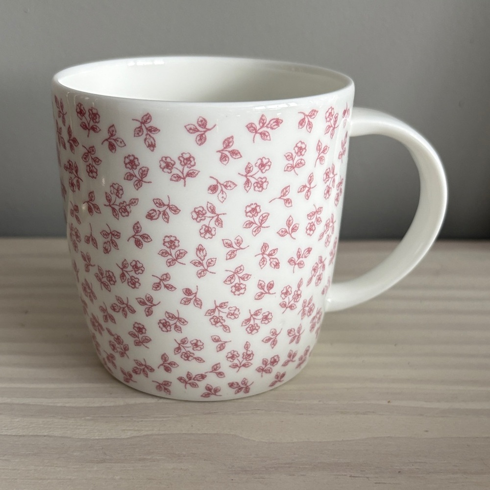 NWOT Roy Kirkham Petite Roses Pink Fine Bone China Sophie Mug - Picture 3 of 7